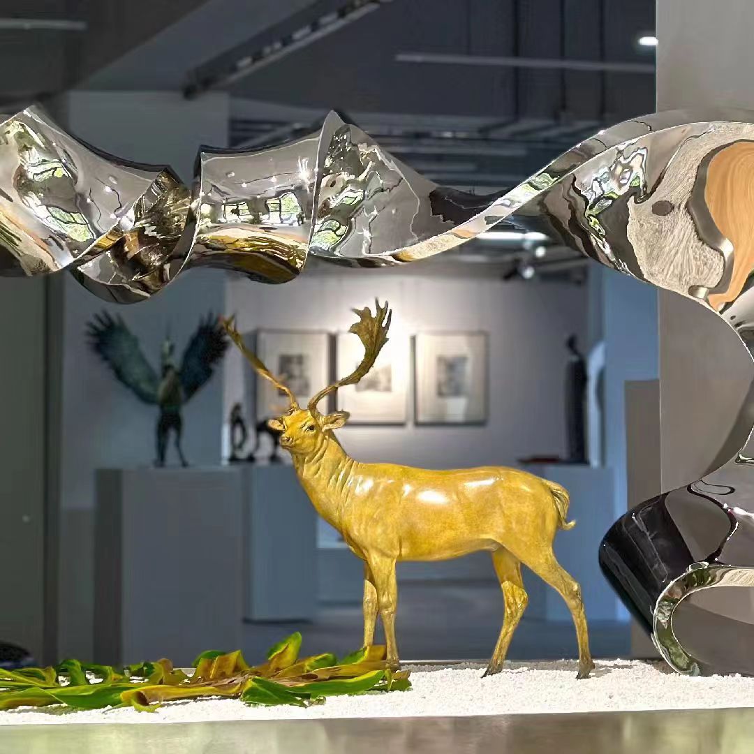 燕郊潮白河云谷艺术馆雕塑绘画布展完成正式开放