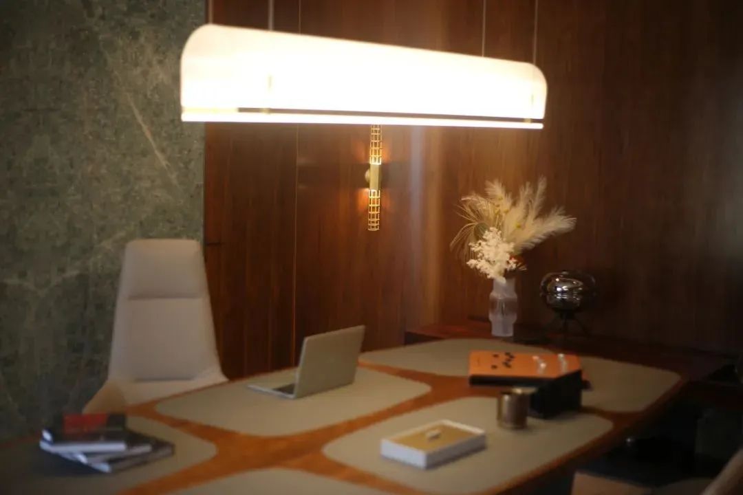 1695802004142695.jpg